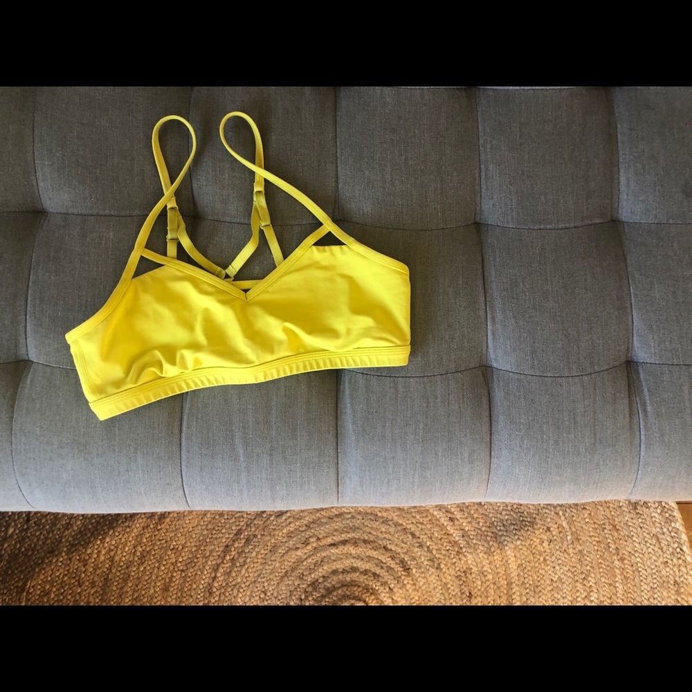 Lululemon Flow-y Strappy Bra